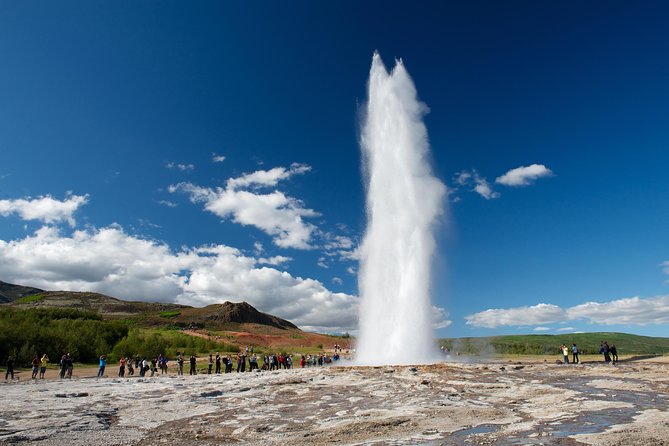 Golden Circle and Kerid Volcanic Crater Small-Group Day Tour - Kerid Crater Lake: why this included stop changes the day