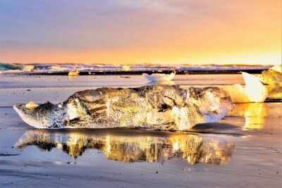 Reykjavik: Jokulsarlon Glacier Lagoon Full-Day Guided Trip - The long bus day from Reykjavik: what to expect and how to stay sane