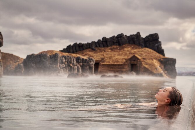 Sky Lagoon Spa Experience with Private Transfer from Reykjavík - Practical timing: how to structure your short day